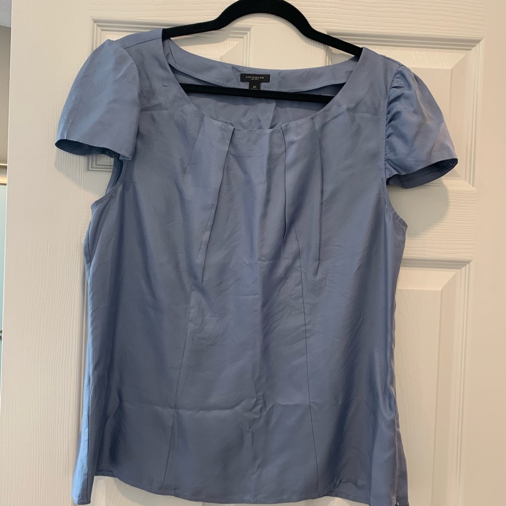NWOT 100% silk Ann Taylor blouse